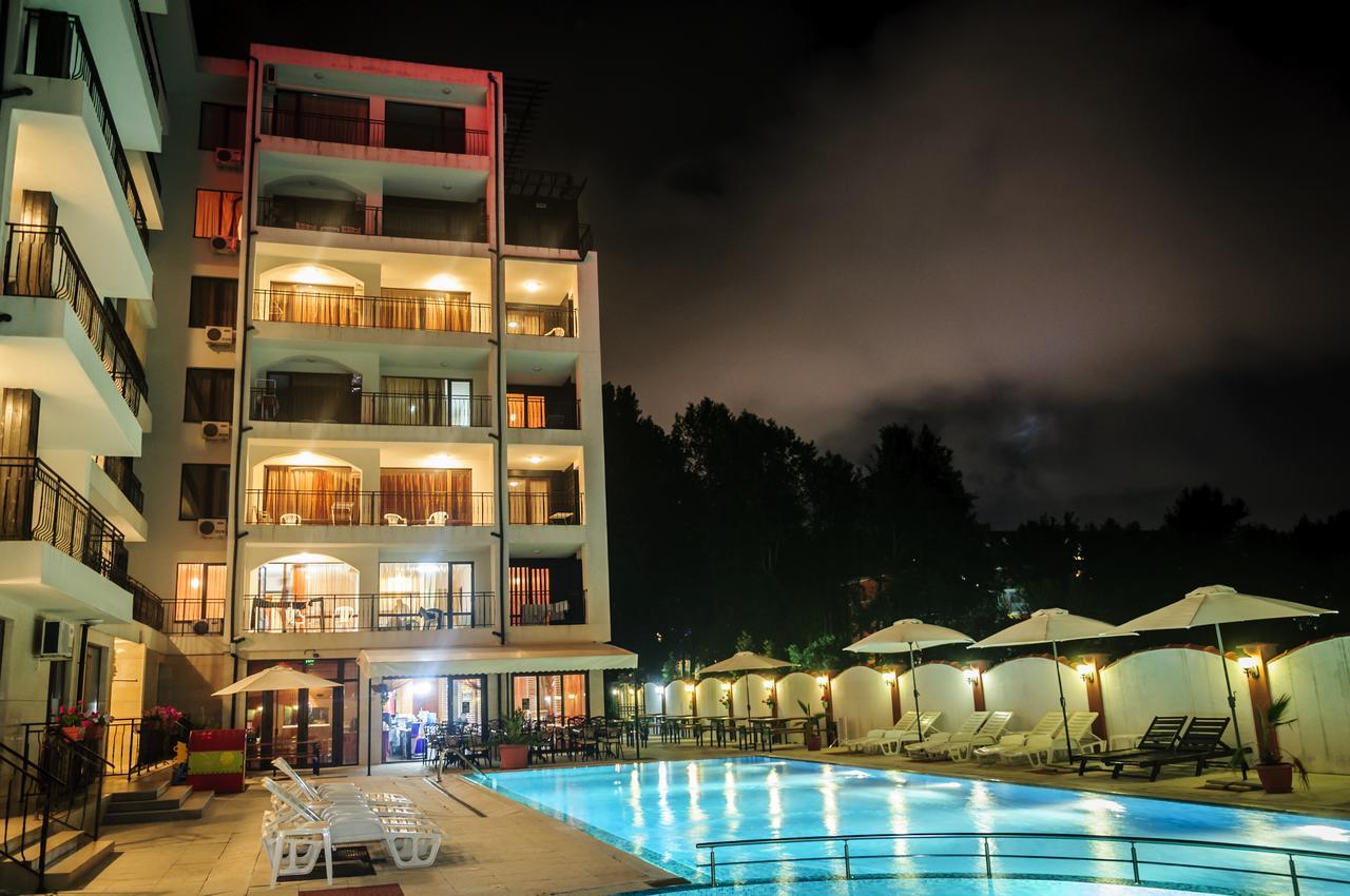 Hotel Cantilena Complex 3*
